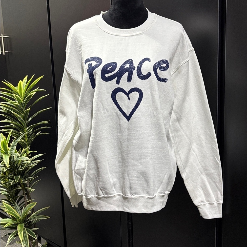 Gildan Peace & Love Oversized pullover sweatshirt, rib cuff/waist, fleecel lined